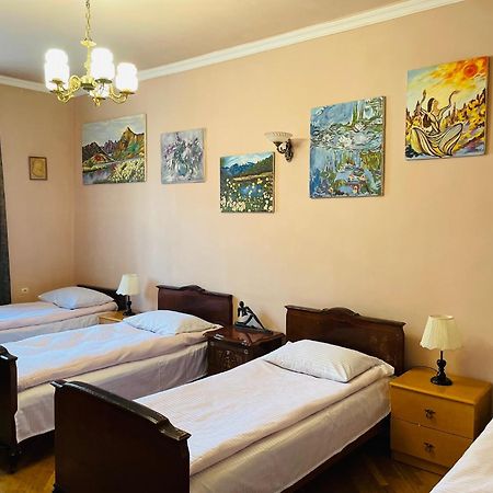 Bright And Modern 4Br Apartment - Center Of Yerevan Exterior photo