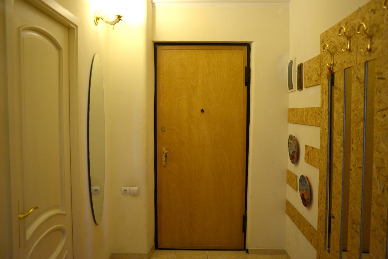 Bright And Modern 4Br Apartment - Center Of Yerevan Exterior photo