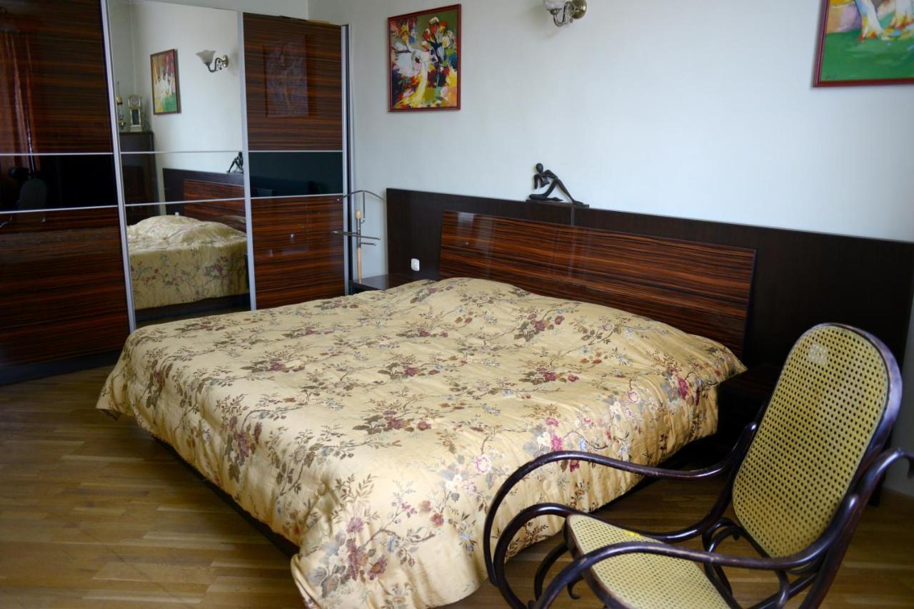Bright And Modern 4Br Apartment - Center Of Yerevan Exterior photo